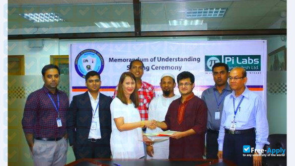 Photo de l’American International University-Bangladesh #2