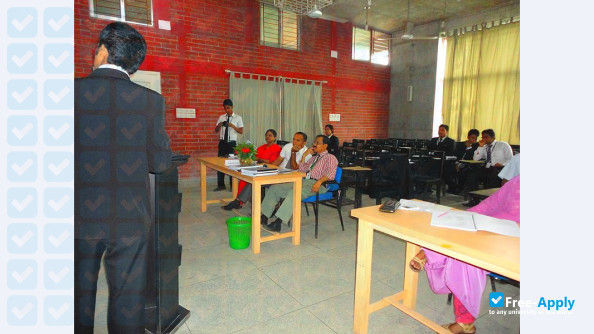 International University of Business Agriculture and Technology photo #4
