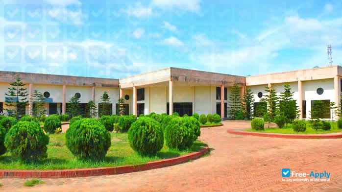 Begum Gulchemonara Trust University photo #4