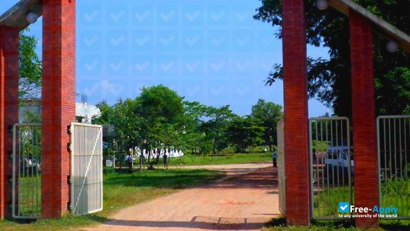 Begum Gulchemonara Trust University photo #3