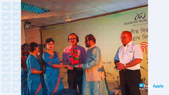 Photo de l’Jagannath University #12
