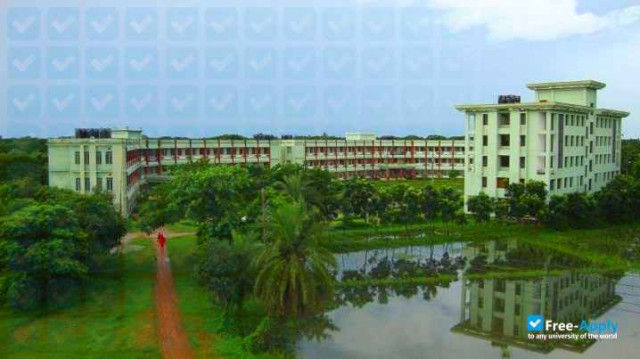 Jatiya Kabi Kazi Nazrul Islam University фотография №8