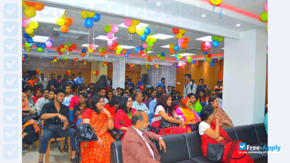 Foto de la State University of Bangladesh #11