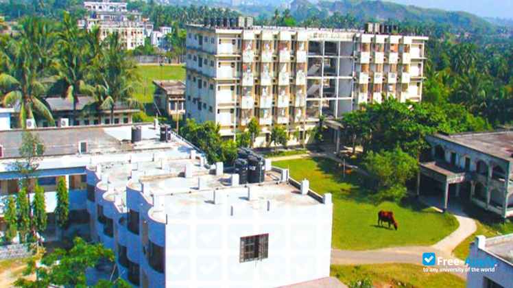 Chittagong Veterinary and Animal Sciences University photo #11