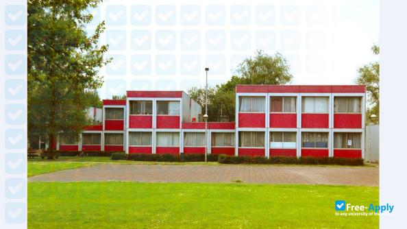 Foto de la Victoria University of Bangladesh #3