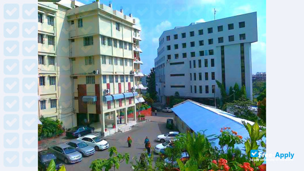 Foto de la Victoria University of Bangladesh #5