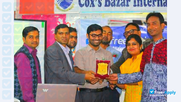 Foto de la Coxs Bazar International University #6