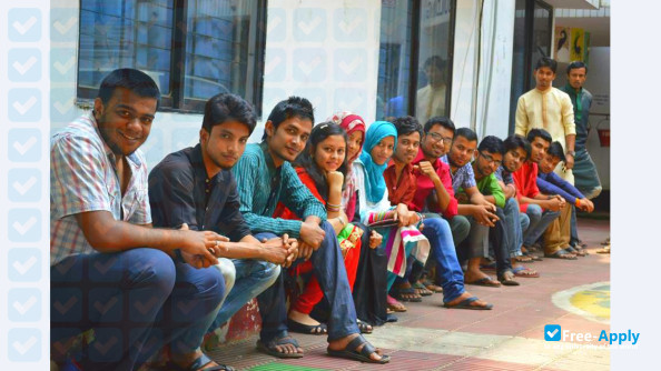 Foto de la North East University Bangladesh #2