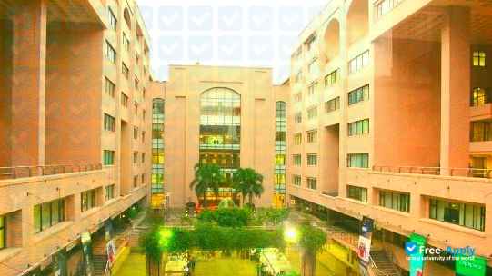 Foto de la North South University #4