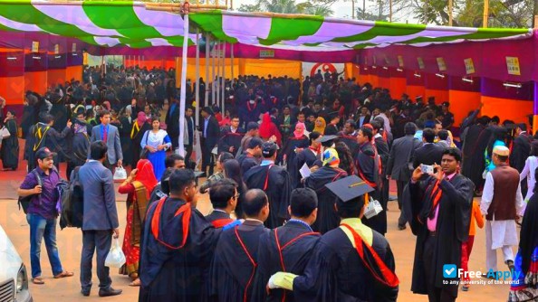 University of Chittagong photo #12