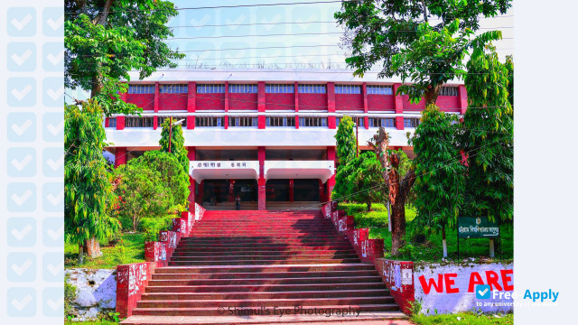 University of Chittagong фотография №6