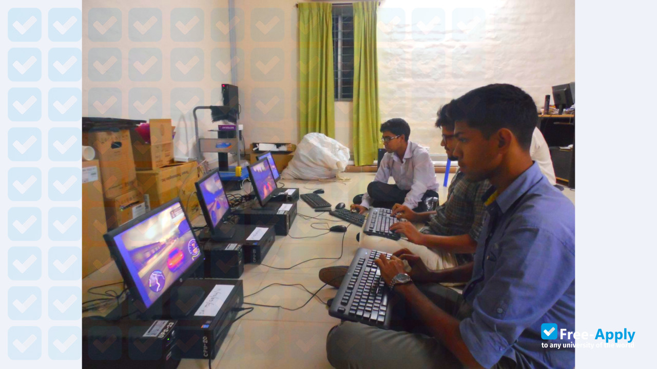 Bangladesh Army International University of Science & Technology фотография №2