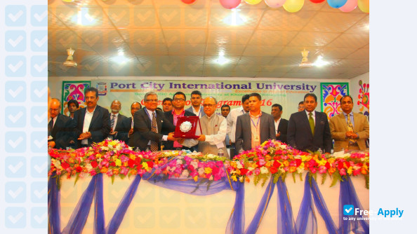 Port City International University фотография №3