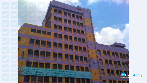 Foto de la Bangladesh Islami University #2