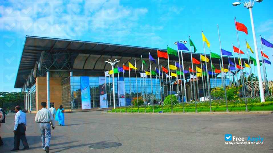 University of Information Technology and Sciences фотография №2
