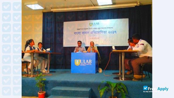 Foto de la University of Liberal Arts Bangladesh
