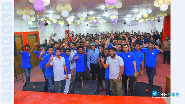 University of South Asia фотография №5