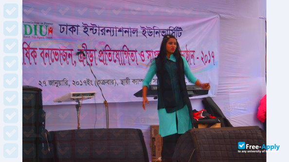 Photo de l’Dhaka International University #4
