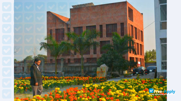 Photo de l’Dhaka International University #12
