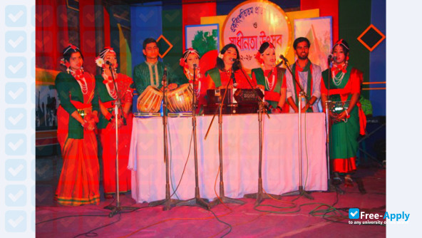 Photo de l’Uttara University #5