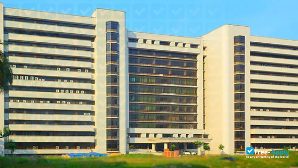 Photo de l’Bangladesh University of Engineering and Technology #3