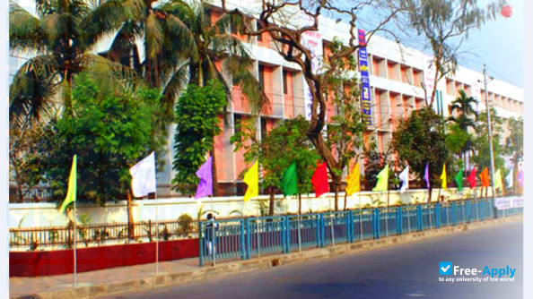 Foto de la Bangladesh University of Textiles #7