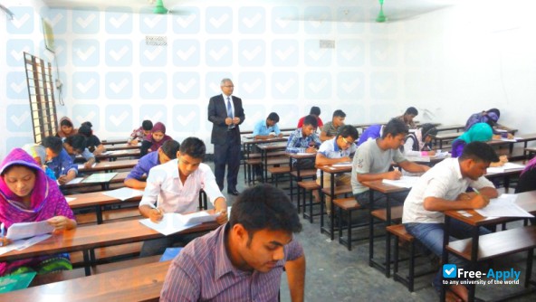Foto de la Sylhet International University #3