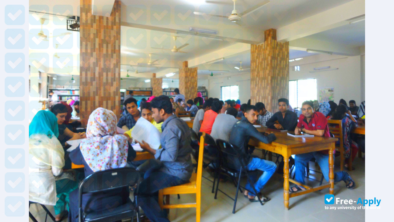 Foto de la Sylhet International University #4