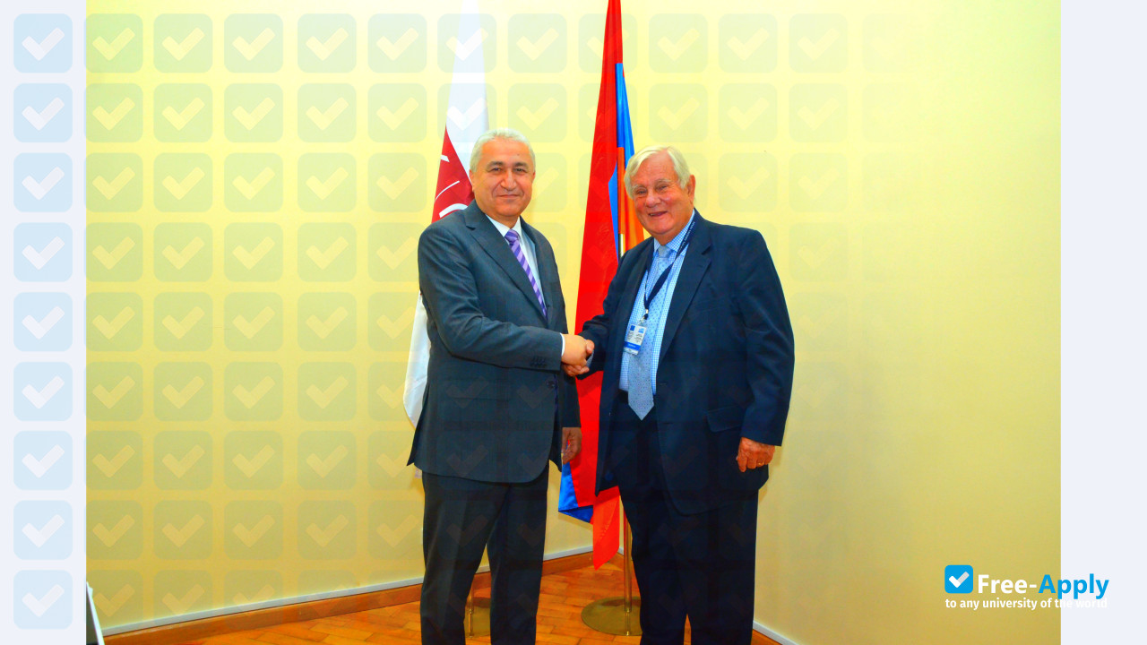 British School of Business Armenia photo #4