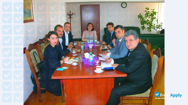 Foto de la European Regional Educational Academy #1