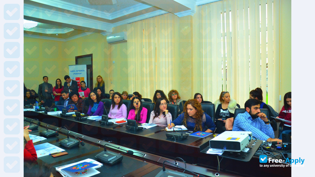 University of International Economic Relations photo #7