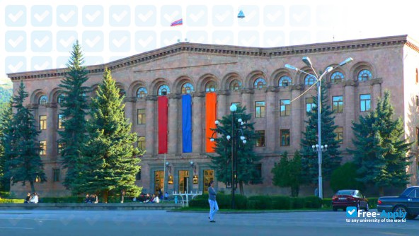 Photo de l’Mkhitar Gosh Armenian-Russian International University #6
