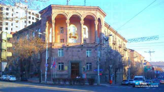 Photo de l’Yerevan Brusov State University of Languages and Social Sciences #8