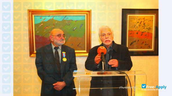Foto de la Movses Khorenatsi University #6