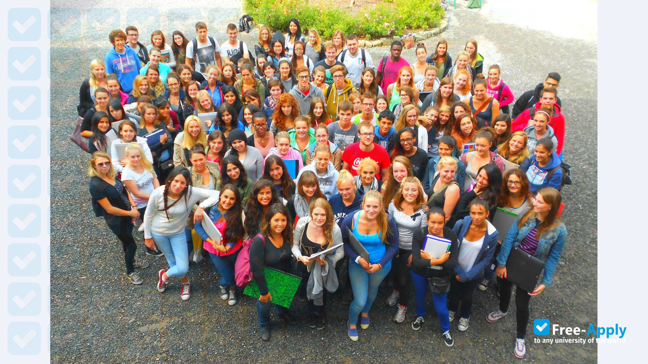 High School Galilee photo #8