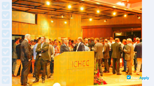 Photo de l’High School ICHEC #17