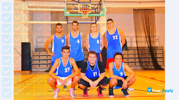 Photo de l’High School in Hainaut #10