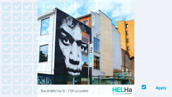 High School Louvain en Hainaut photo