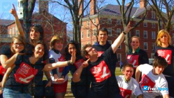 Foto de la University of Saint Louis #10