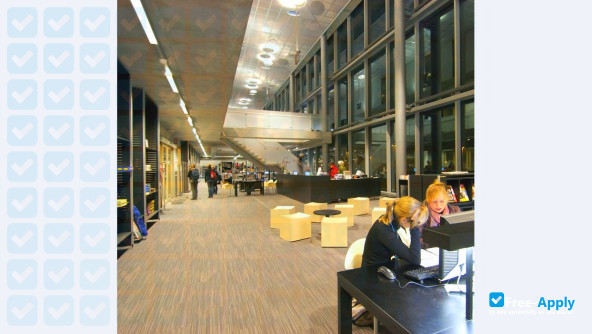 Photo de l’VIVES University College #2