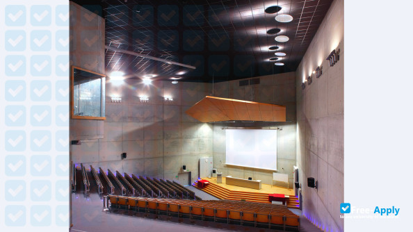 Photo de l’VIVES University College #3