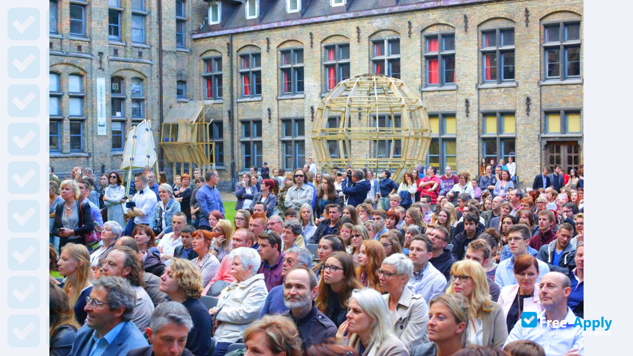Photo de l’Saint-Luc Tournai Institute #2