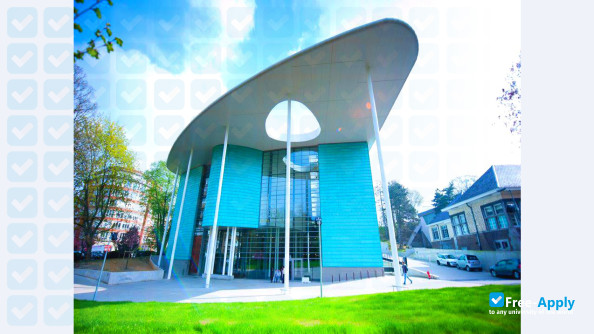 Solvay Brussels School of Economics and Management photo #2