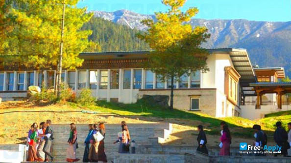 Foto de la Royal Thimphu College #1