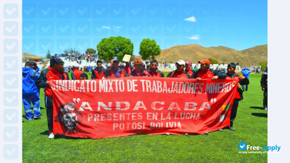 National University of Siglo Veinte photo #8