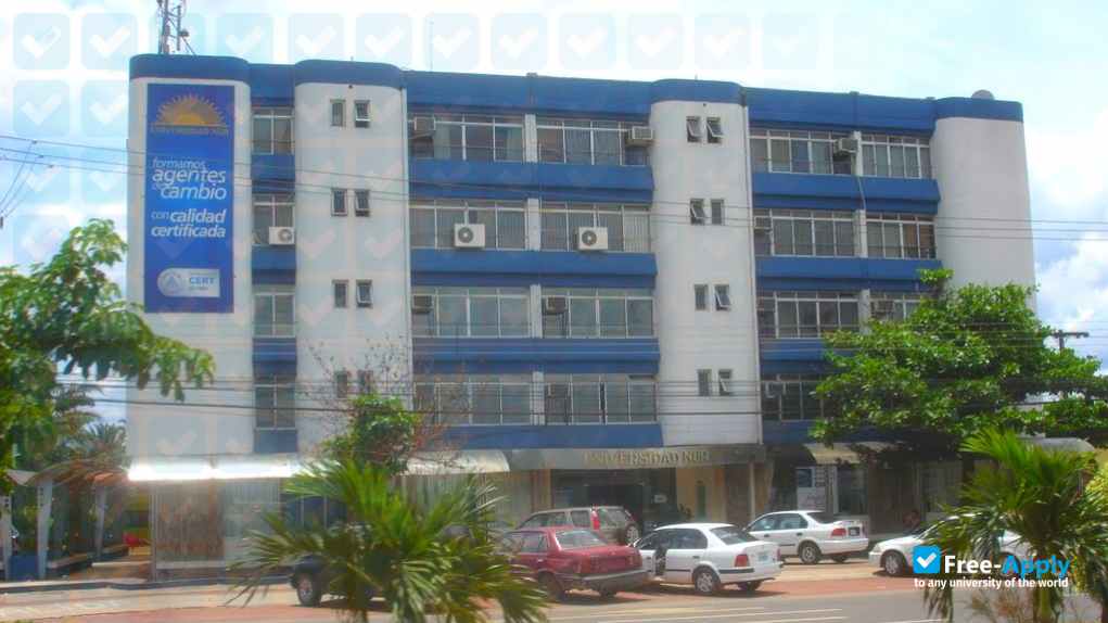 Foto de la Nur University #4
