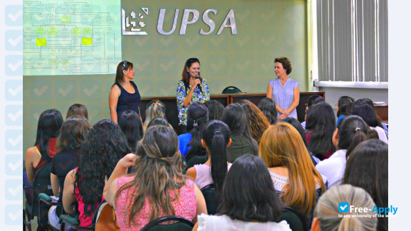 Foto de la Private University of Santa Cruz de la Sierra #5