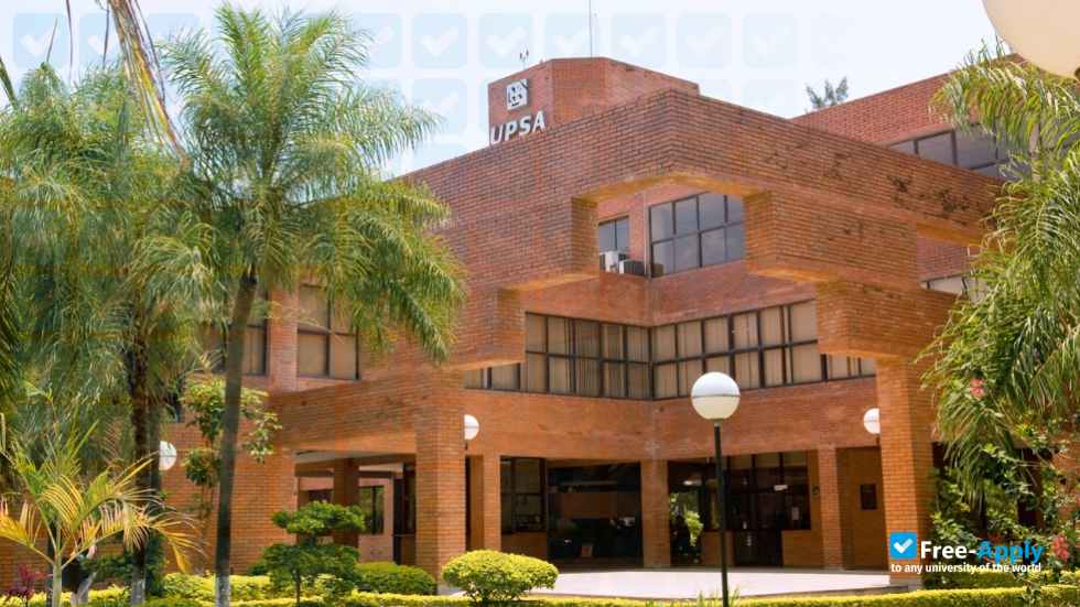 Private University of Santa Cruz de la Sierra photo #2