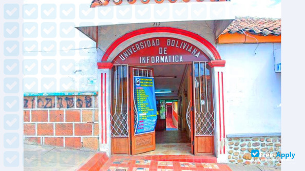 Foto de la Bolivian University of Information Technology