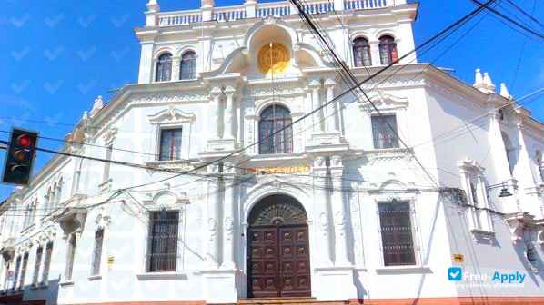 Foto de la University of Saint Francis Xavier #3